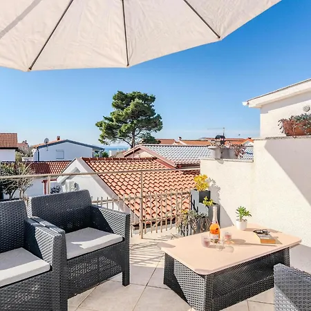 1 Bedroom Awesome In * Vir